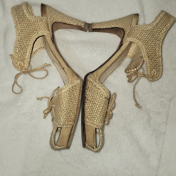 Vintage YSL Raffia Heels - Picture 10 of 12